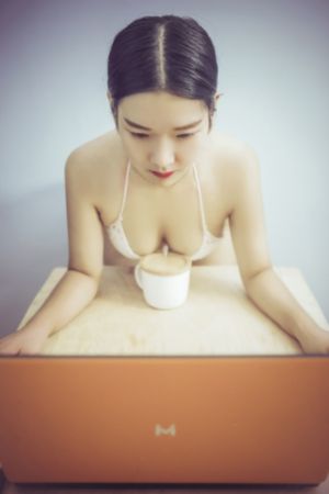国产一性一交一伦一a片书_DVD在线播放观看