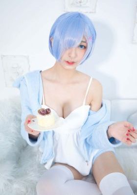 国产人妖表演_剧情片BD在线观看